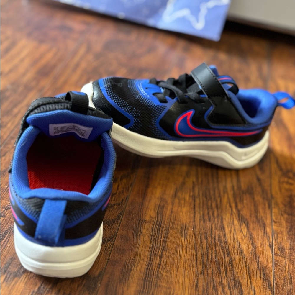 Toddler Blue Nike Sneakers